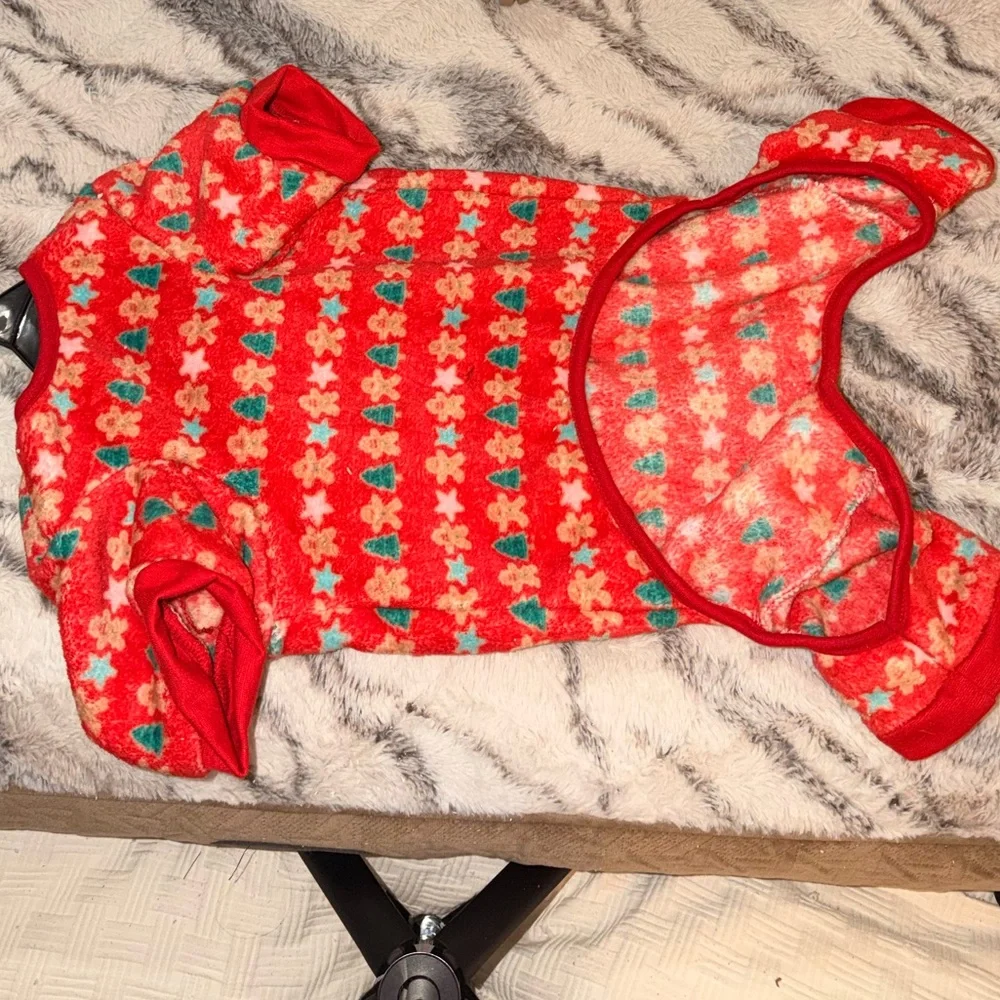 Festive Red Pet Sweater with Holiday Patterns